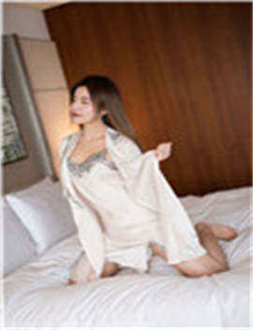 坐公交车居然被弄了2个小时视频-少女的酥胸