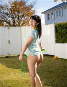 子涵-用注射器打辣椒水放屁眼里污